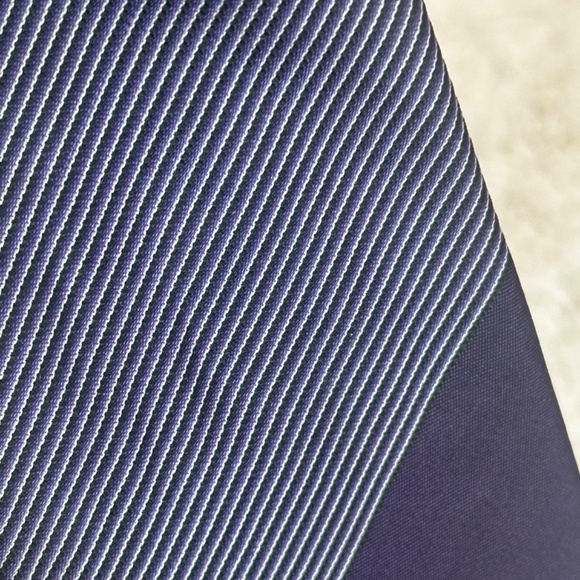 Calibrate Purple Stripped 100% Silk Men’s Neck Tie - Picture 6 of 6